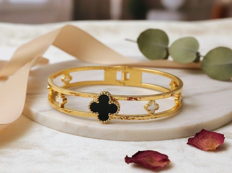 Black Clover Gold Bangle