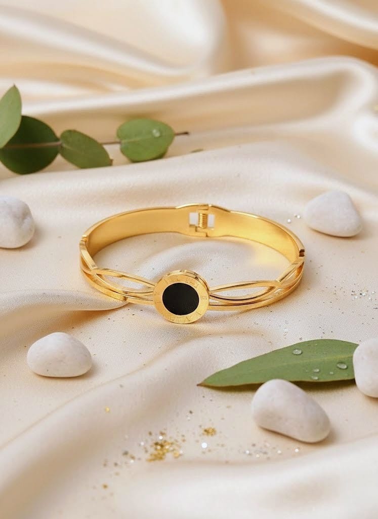 Black Circle Bangle