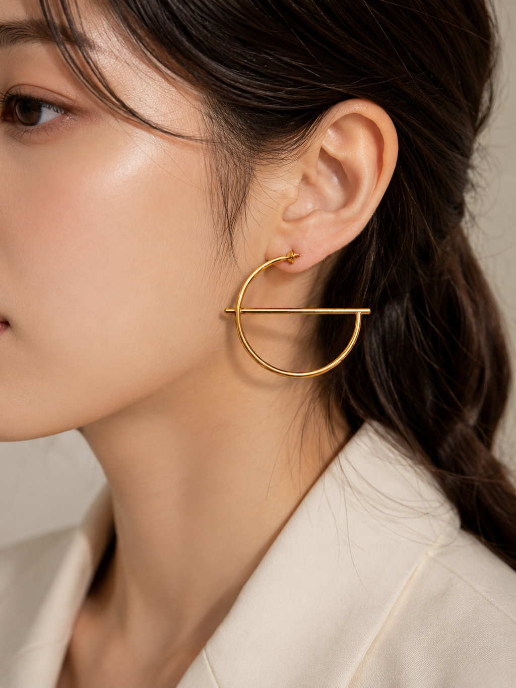 Halo Bar Gold Hoop Earrings – Anti Tarnish Minimal Jewelry