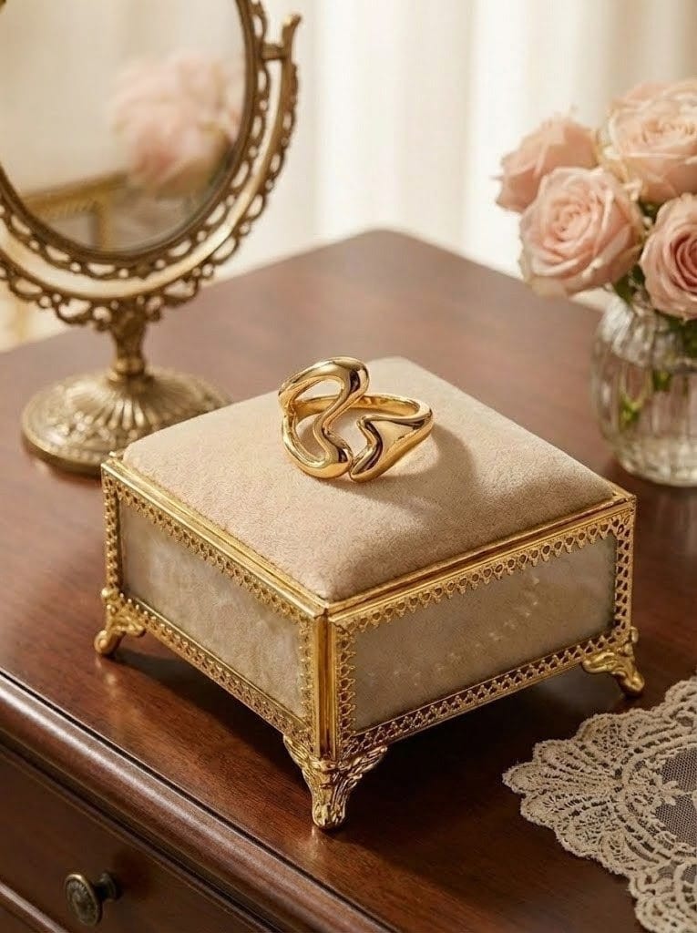 Gold Heart Ring
