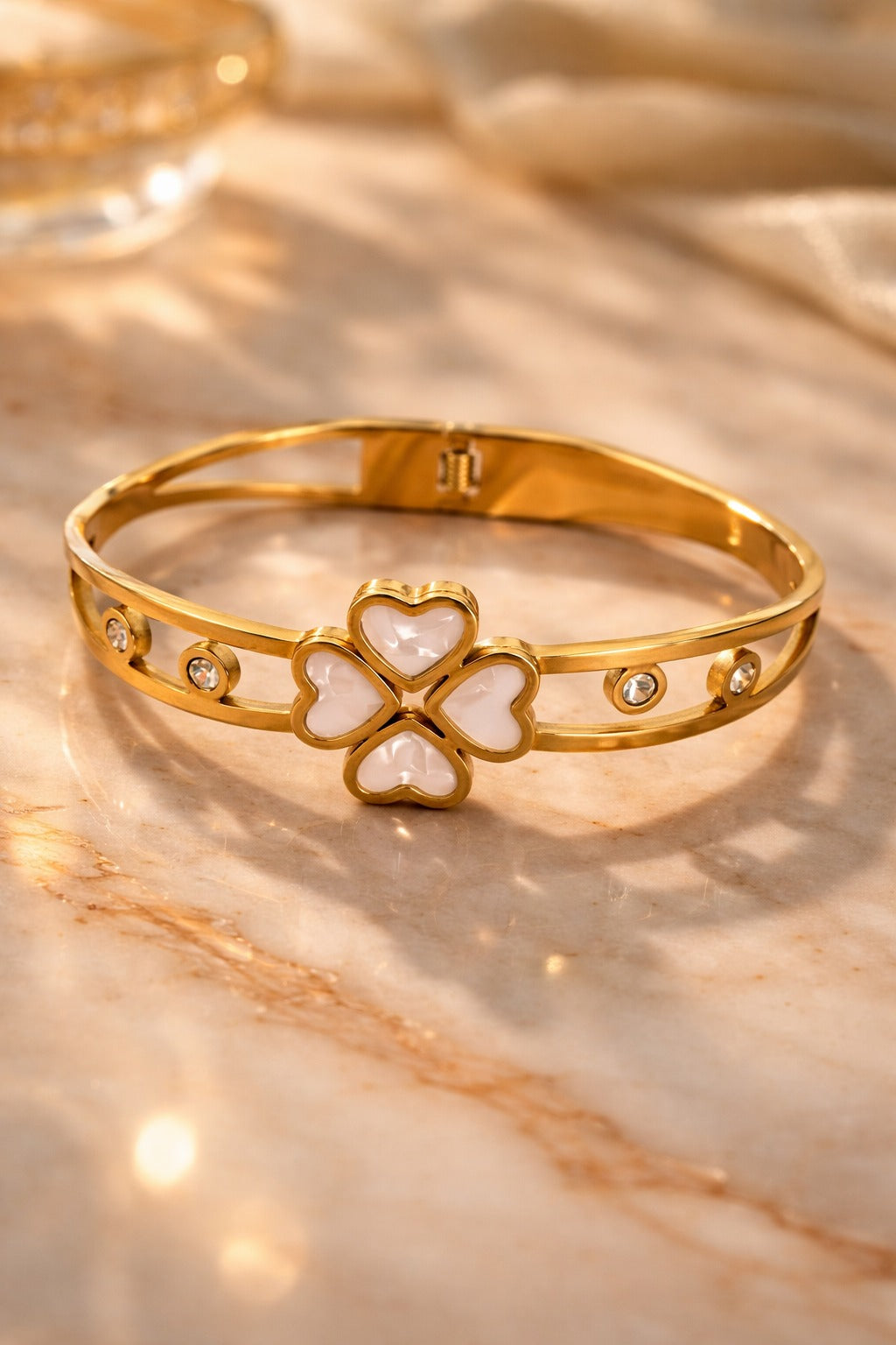 Four Leaf Clover Bangle Gold Anti Tarnish | Lucky Kada Women