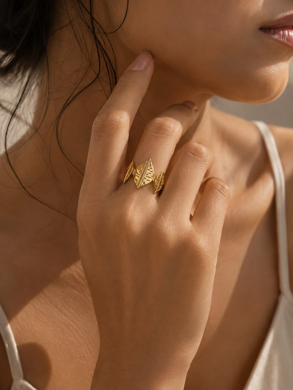 Leaf Crest Statement Ring