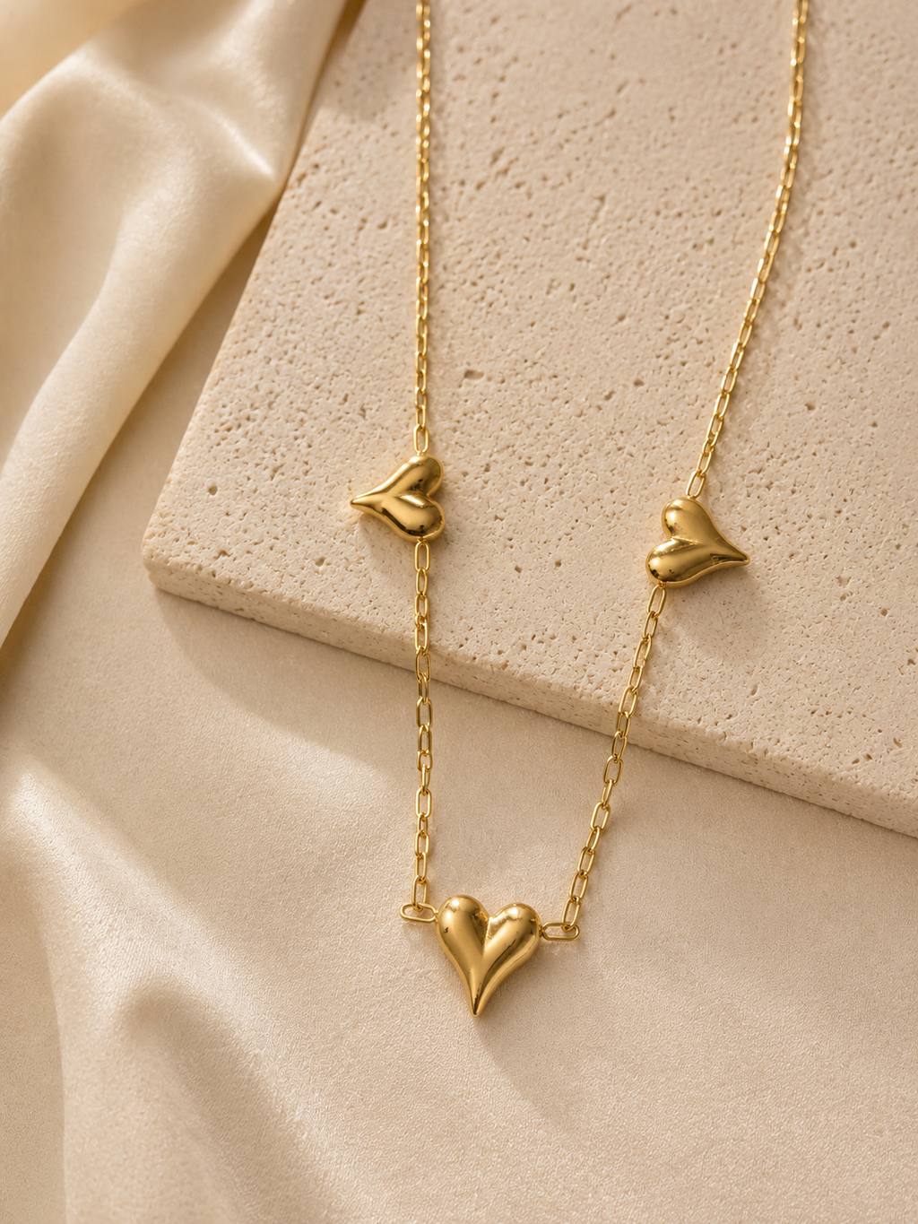 Trinity Heart Pendant Necklace – Anti Tarnish Gift Jewelry