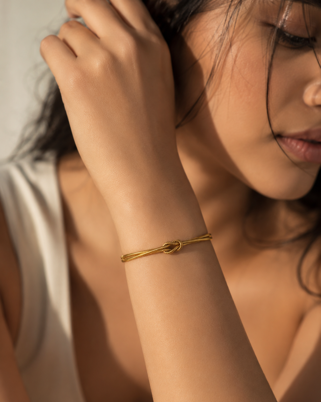 Infinity Knot Gold Bracelet – Anti Tarnish Minimal Jewelry