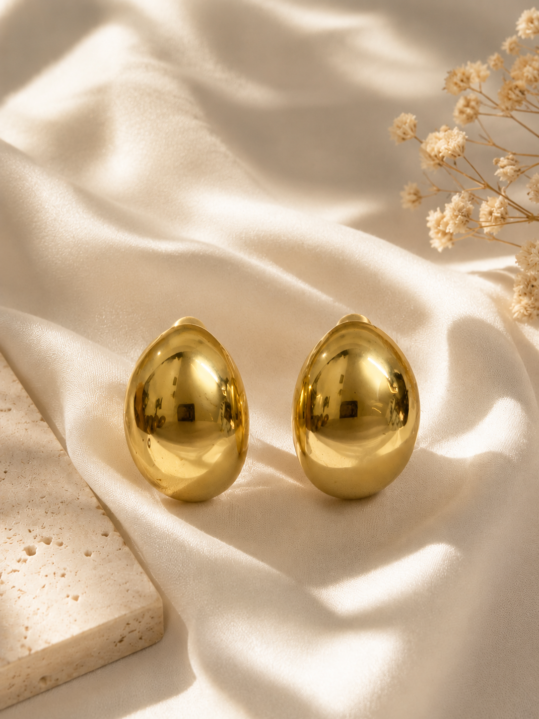 Classic Oval Gold Stud Earrings – Anti Tarnish Jewelry