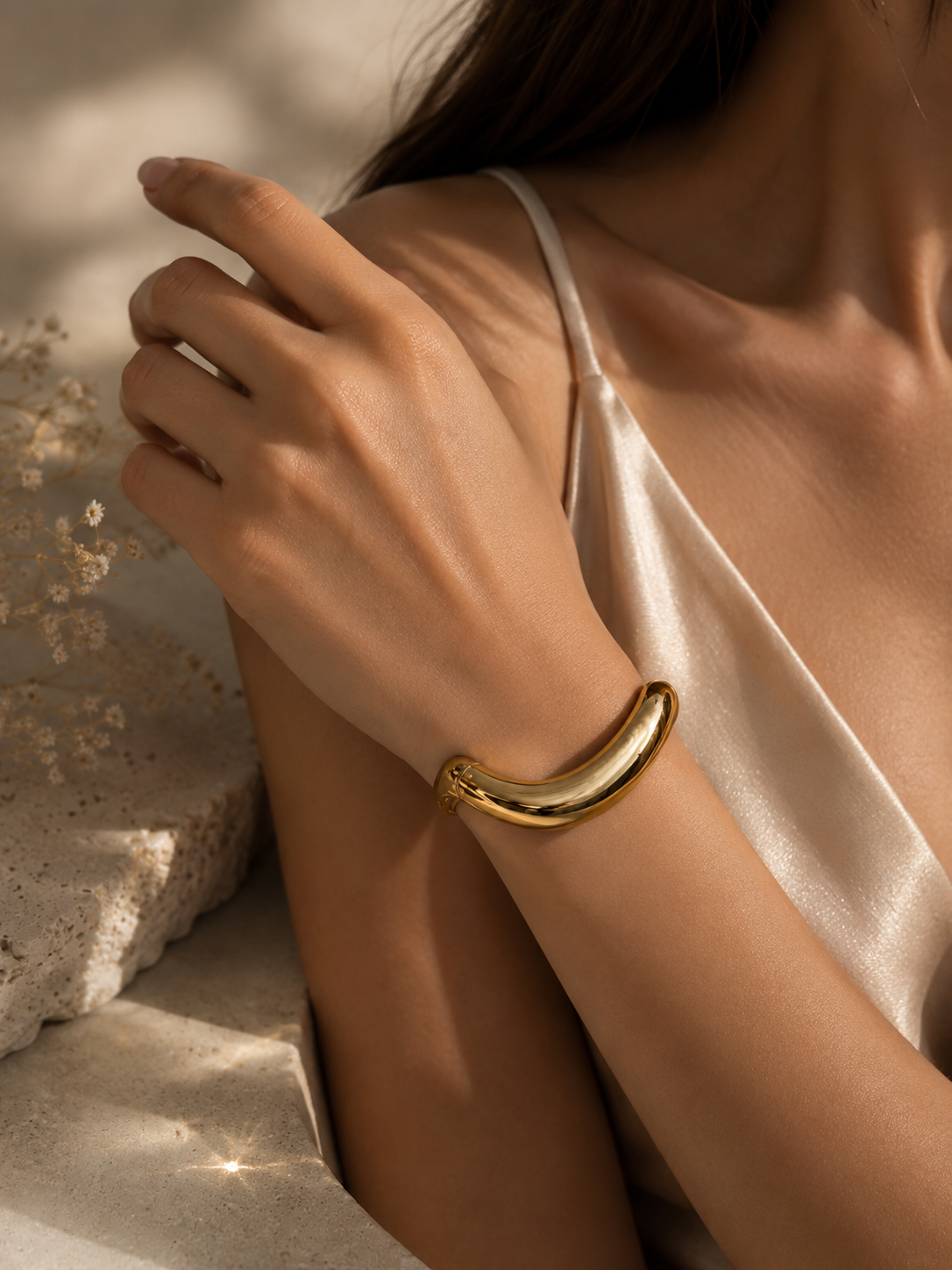 Wave Gold Bangle – Anti Tarnish Waterproof Jewelry